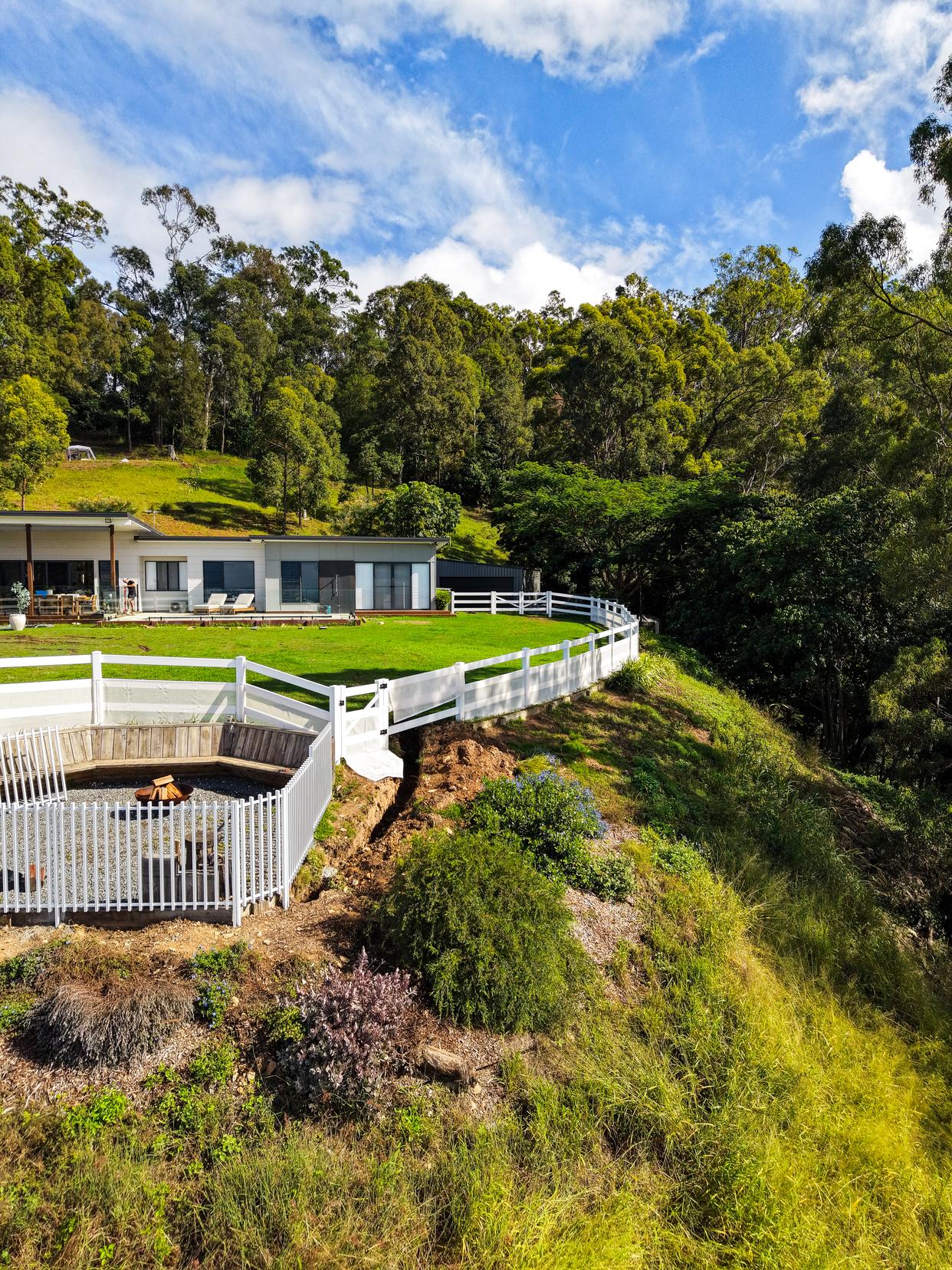 Post & Rail PVC fence, Gold Coast
